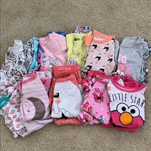 11 pairs of pjs all 2T